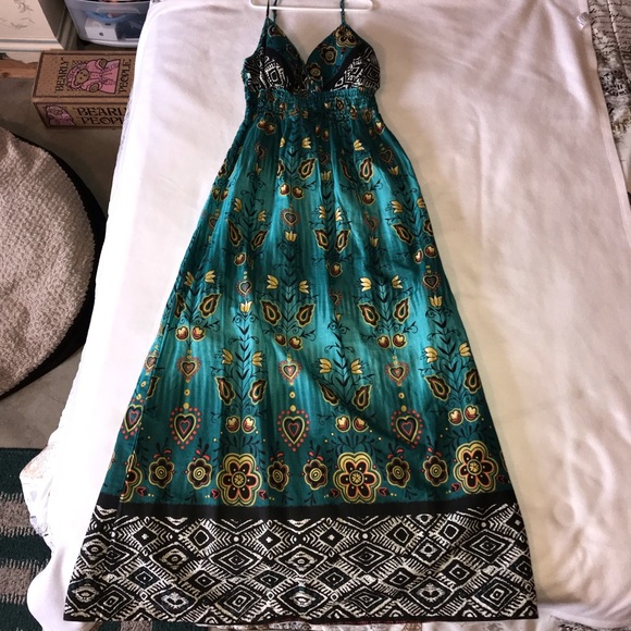 shes cool Dresses & Skirts - ❤️Blue patterned dress
